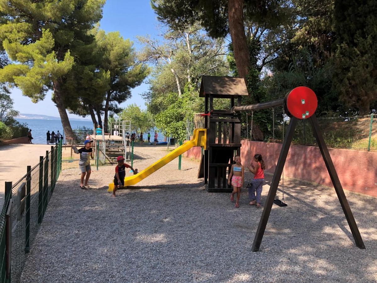 Camping Marina Plage Vitrolles  Exteriör bild